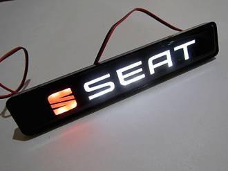 Φωτιζόμενο Λογότυπο Led για την Μάσκα - Seat