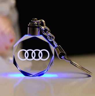 Φωτιζόμενο Μπρελόκ 3D σε Σχήμα Κρυστάλλου - Audi